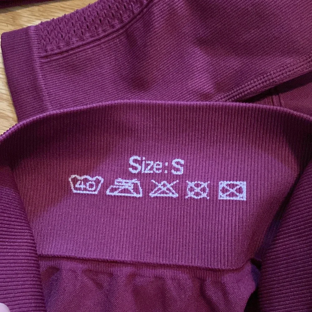 Compression Activewear - Picture 8 of 8